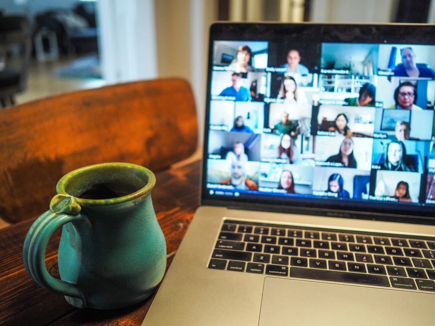 A Kubrio online session on a laptop